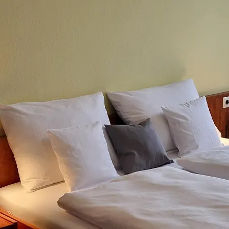 Parkhotel Am Schwanenteich Hotel