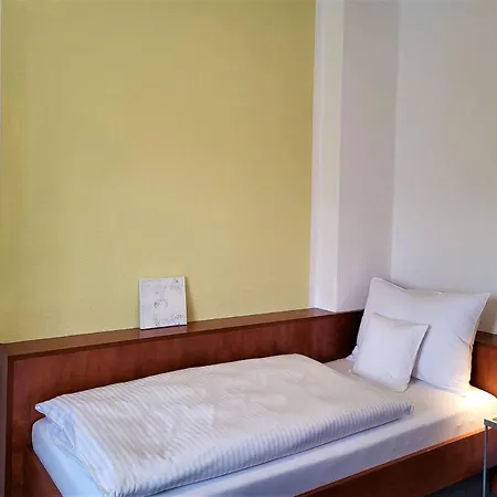 호텔 Parkhotel Am Schwanenteich 바트순덴알렌도르프