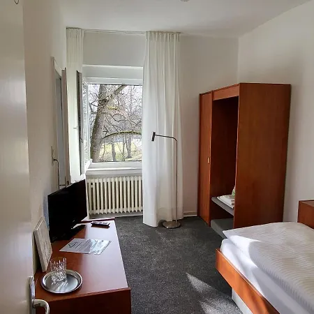 Parkhotel Am Schwanenteich 3*