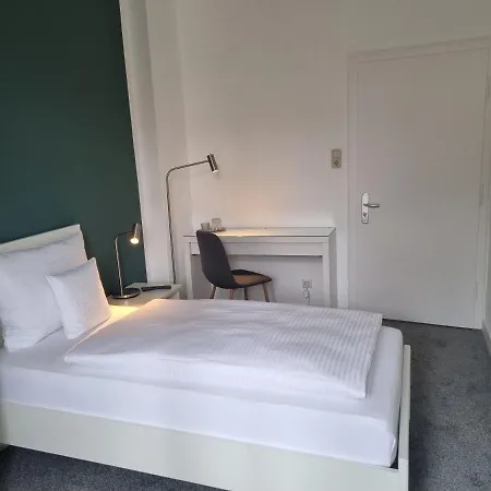 Parkhotel Am Schwanenteich 3*