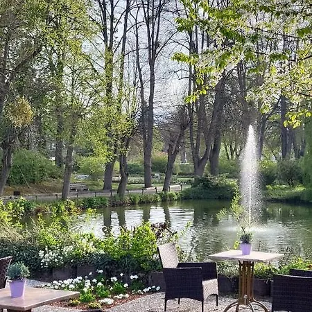 Parkhotel Am Schwanenteich