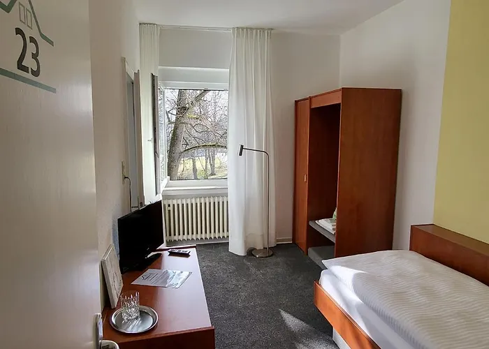 Parkhotel Am Schwanenteich 3*