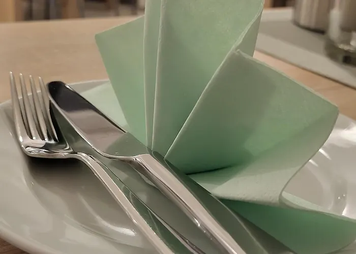 Parkhotel Am Schwanenteich 3*